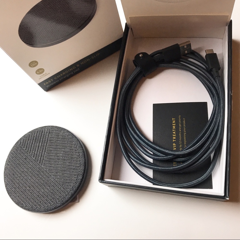 Native Union Drop Wireless Charger - Picture 6 of 6
